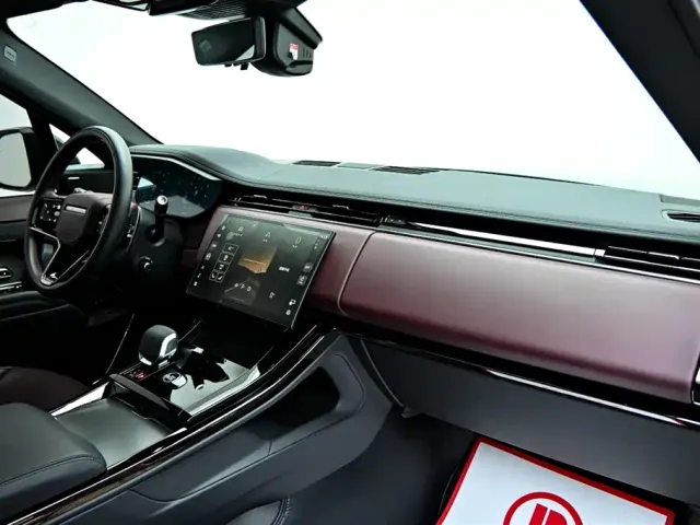 Land Rover Range Rover Sport — Фото автомобиля 16