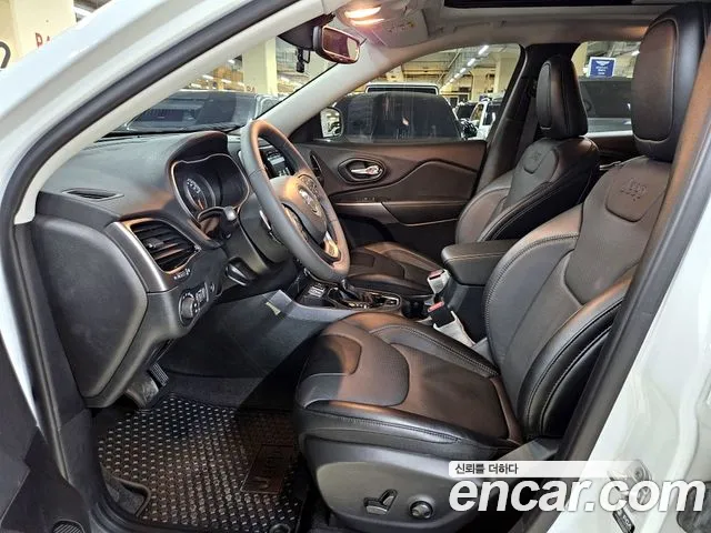 Jeep Cherokee Cherokee(KL) 2.4 Limited 2WD — Фото автомобиля 10