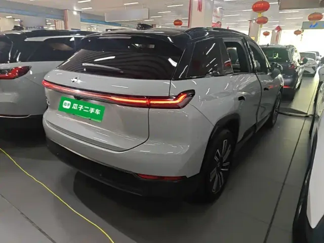 Nio ES7 — Фото автомобиля 6