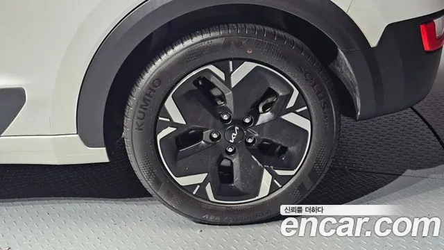 Kia Niro Niro (New) — Фото автомобиля 6