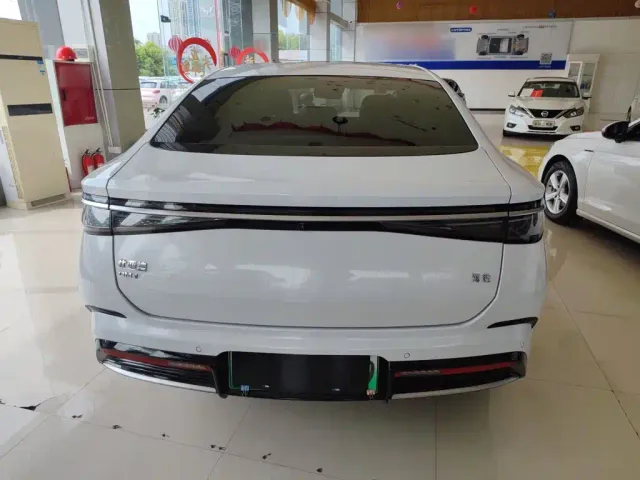 BYD Seal — Фото автомобиля 5