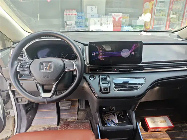 Honda Odyssey — Фото автомобиля 6