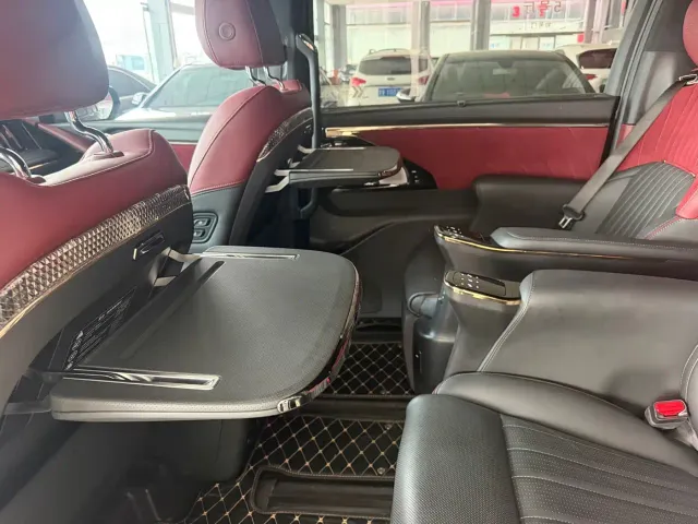 GAC Trumpchi M8 — Фото автомобиля 7