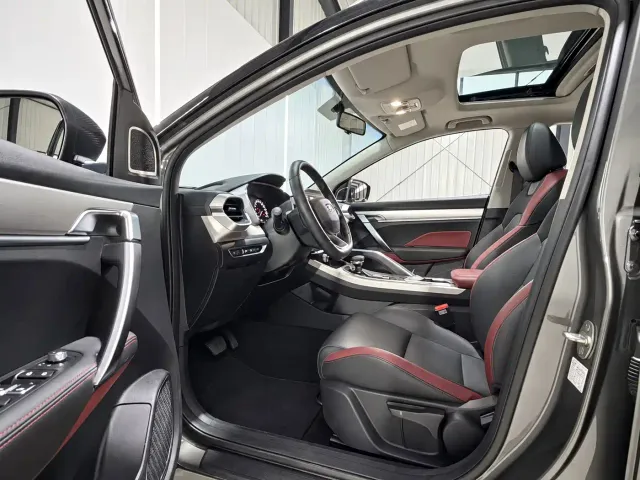 Geely Binyue — Фото автомобиля 21