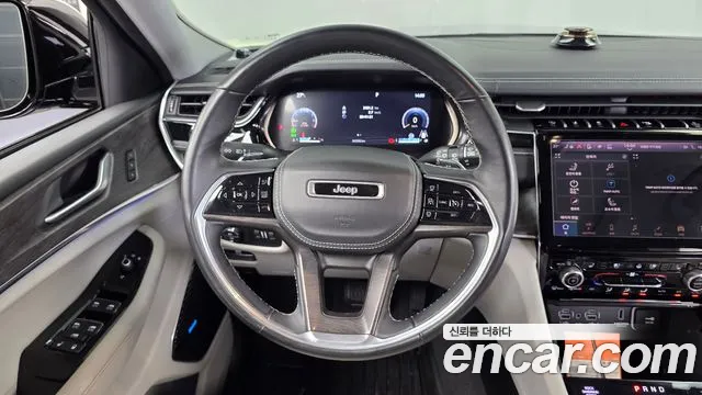 Jeep Cherokee WL — Фото автомобиля 13