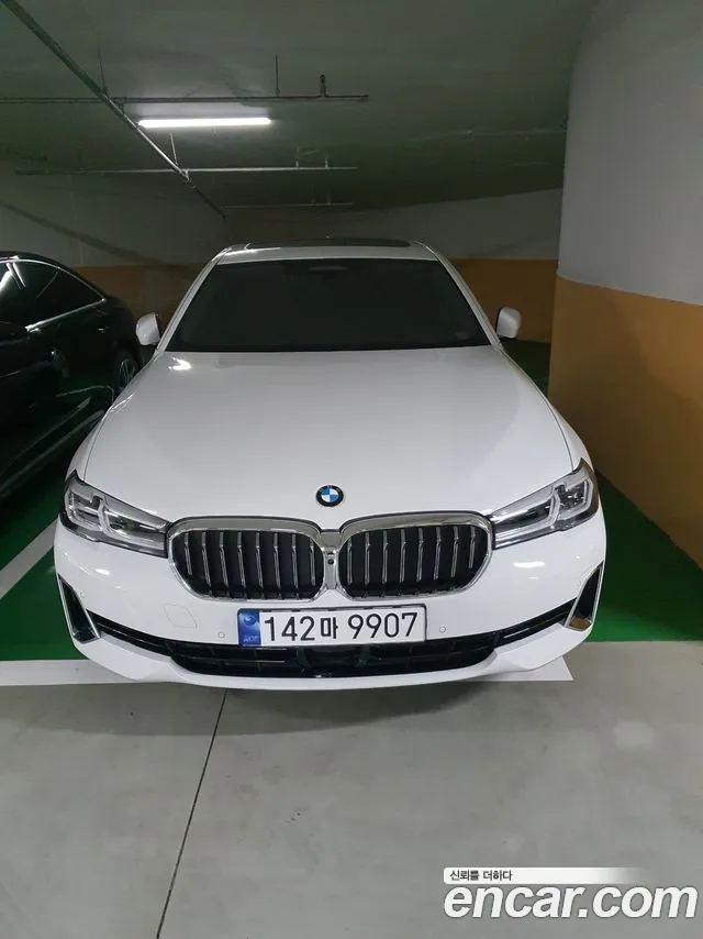 BMW 5-Series — Фото автомобиля 7