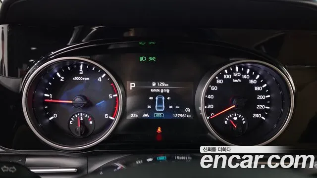 Kia Carnival 4th Gen — Фото автомобиля 8