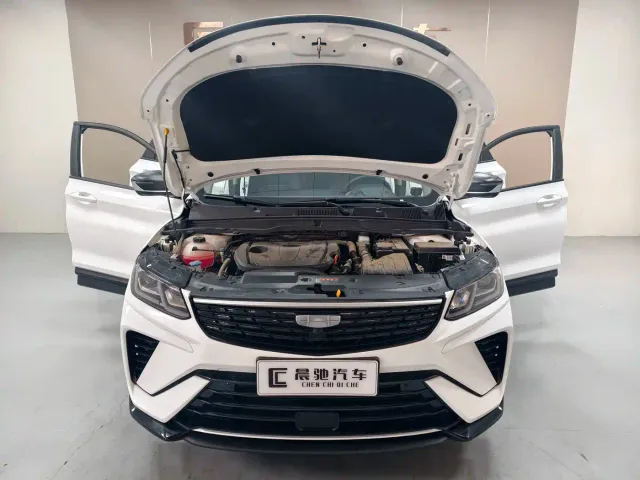 Geely Binyue — Фото автомобиля 9