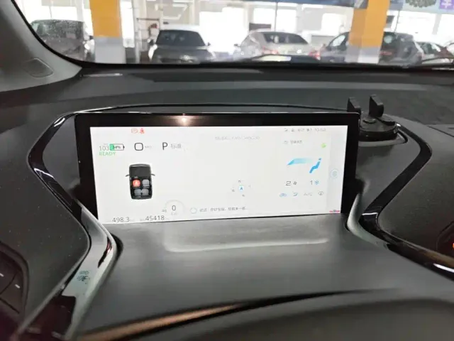 Baojun KiWi EV — Фото автомобиля 11