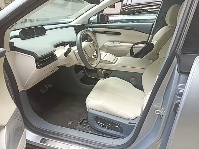 GAC Hyptec HT — Фото автомобиля 14