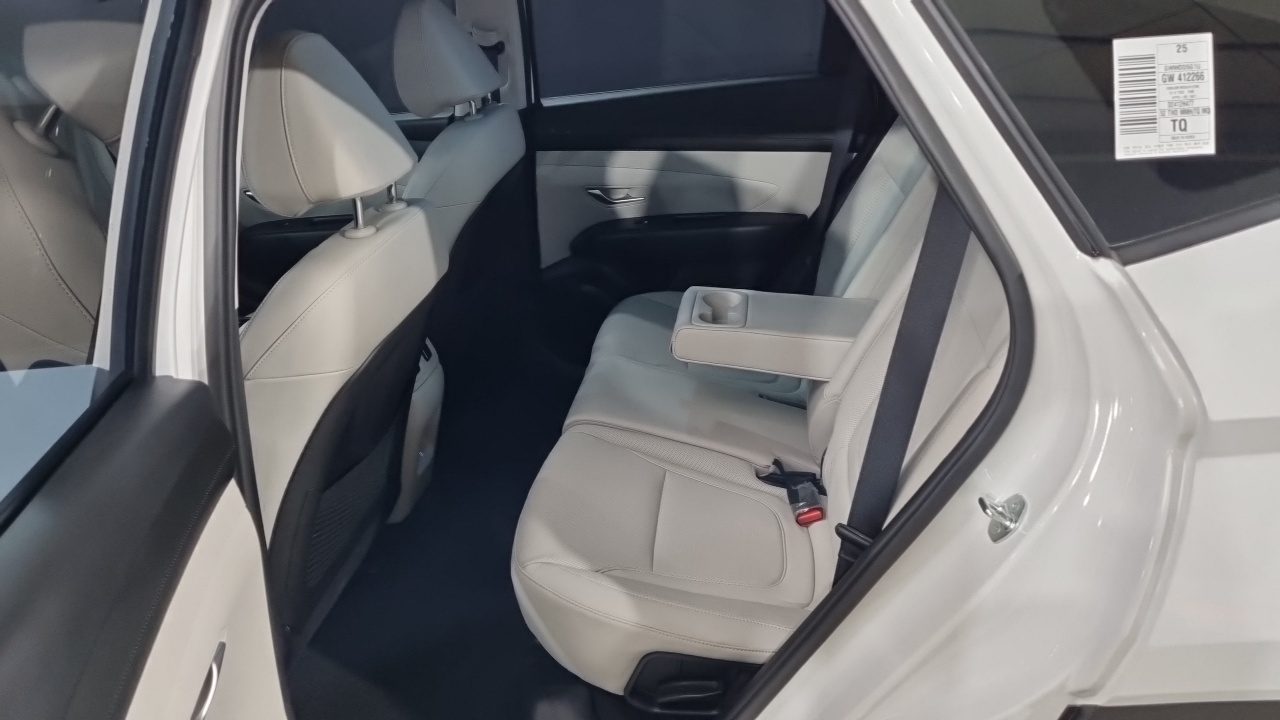 Hyundai Tucson Новый Tucson (NX4) Бензин 1.6 турбо 2WD — Фото автомобиля 11