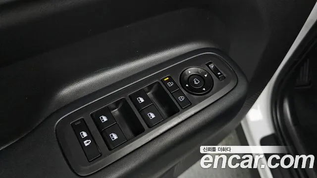 Hyundai Santa Fe — Фото автомобиля 23