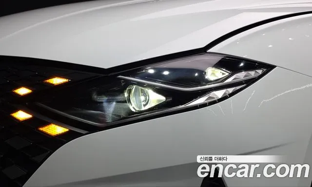 Hyundai Grandeur New — Фото автомобиля 7