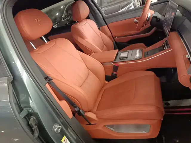 BYD Tang L — Фото автомобиля 24