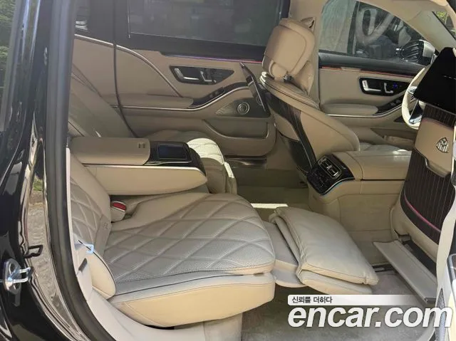 Mercedes-Benz S-Class — Фото автомобиля 9
