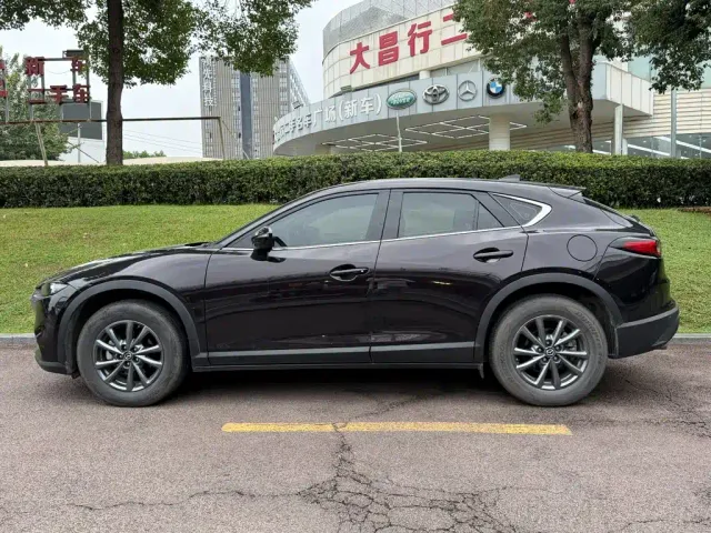 Mazda CX-4 — Фото автомобиля 3