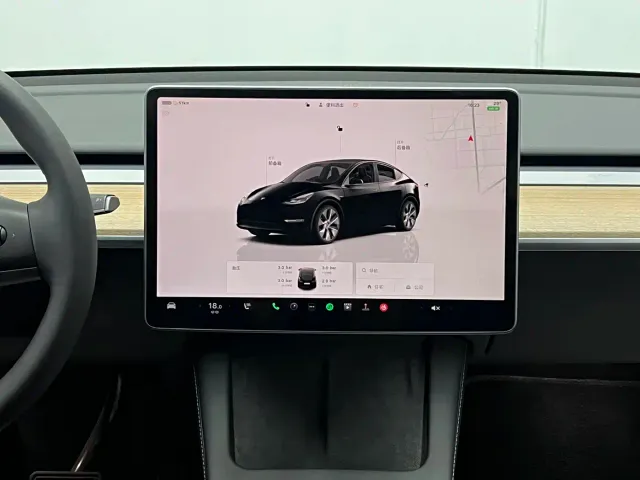 Tesla Model Y — Фото автомобиля 21