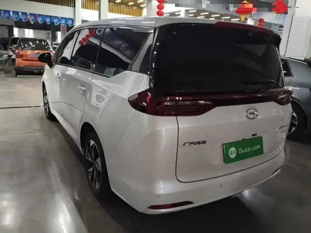 GAC Trumpchi M6 — Фото автомобиля 4