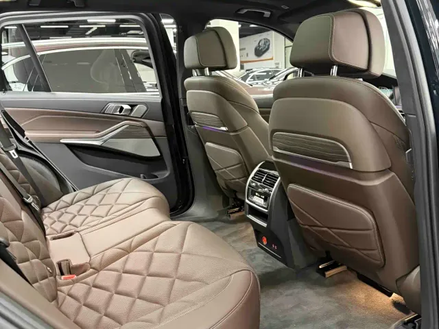 BMW X5 — Фото автомобиля 16