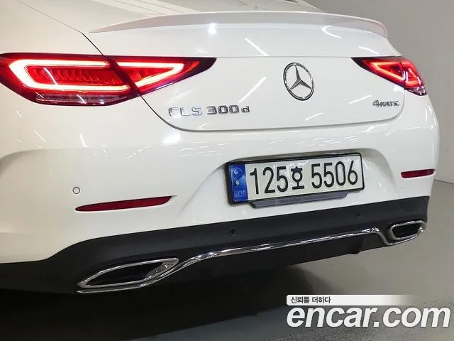 Mercedes-Benz CLS-Class — Фото автомобиля 17