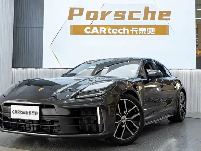 Porsche Panamera — Фото автомобиля 2