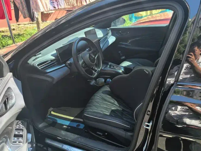 BYD Seal — Фото автомобиля 9