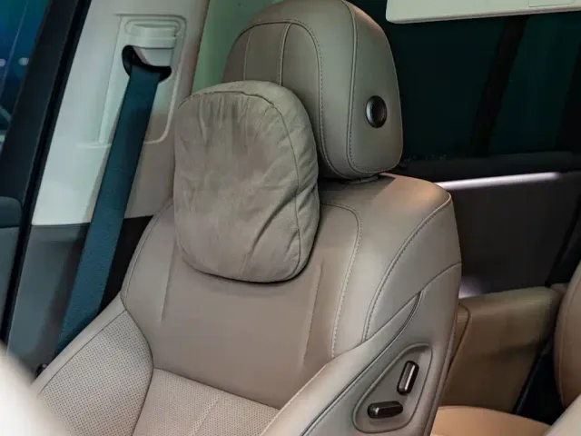 Li Auto i8 — Фото автомобиля 13