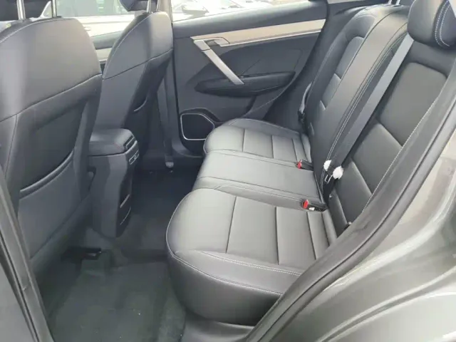 Geely Binyue — Фото автомобиля 16