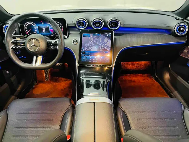 Mercedes-Benz C-Class — Фото автомобиля 11