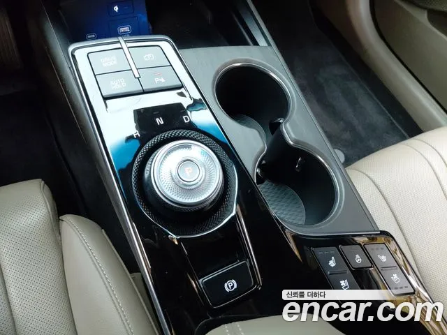 Kia K8 K8 Hybrid — Фото автомобиля 12