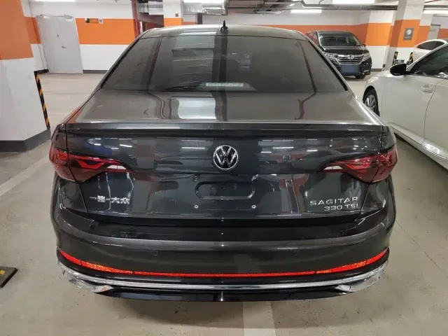 Volkswagen Sagitar — Фото автомобиля 5