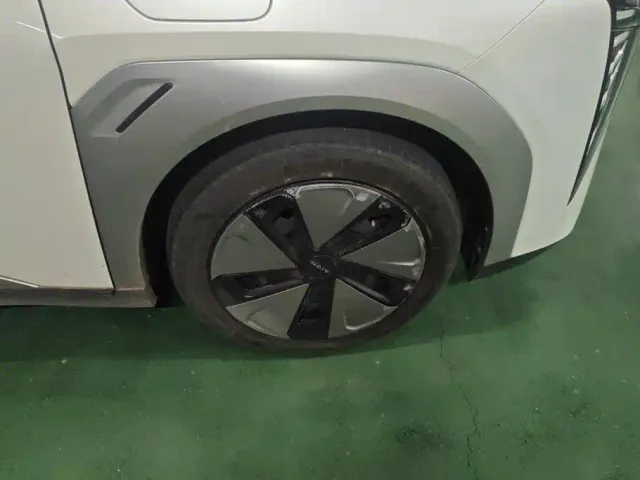 GAC Aion Y — Фото автомобиля 6