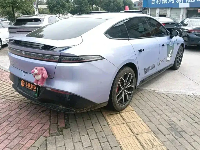 Dongfeng eπ 007 — Фото автомобиля 2