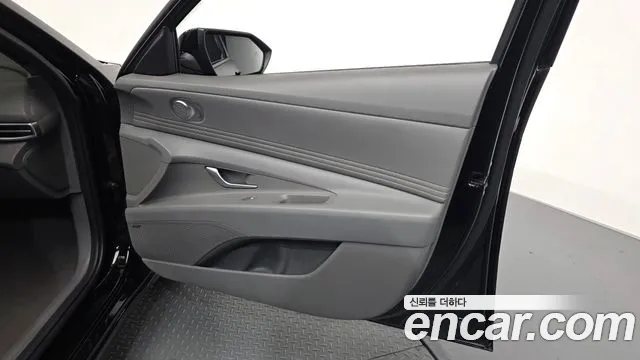 Hyundai Avante CN7 — Фото автомобиля 13