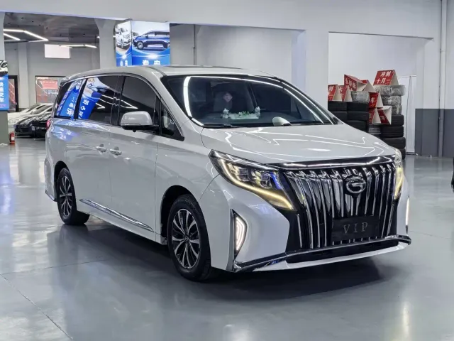 GAC Trumpchi M8 — Фото автомобиля 2