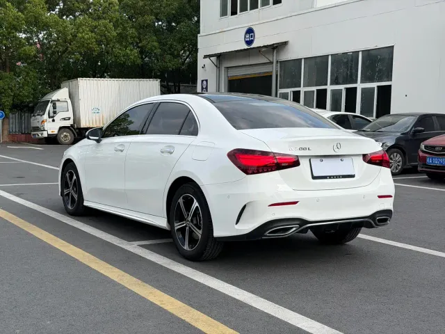 Mercedes-Benz A-Class — Фото автомобиля 6