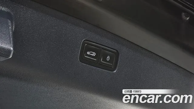 Genesis GV70 — Фото автомобиля 20