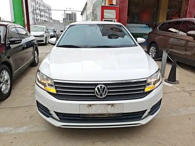 Volkswagen Lavida — Фото автомобиля 2