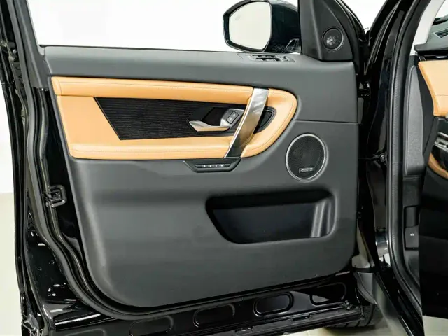 Land Rover Discovery Sport — Фото автомобиля 17