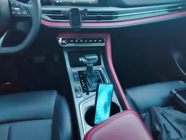 Changan CS55 Plus — Фото автомобиля 13