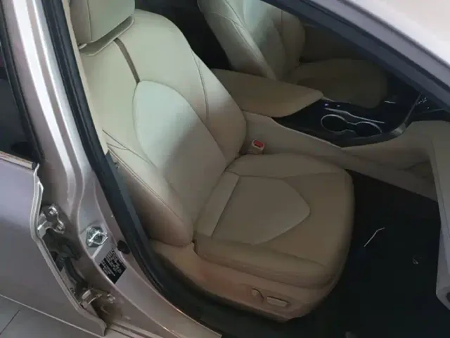 Toyota Camry — Фото автомобиля 24