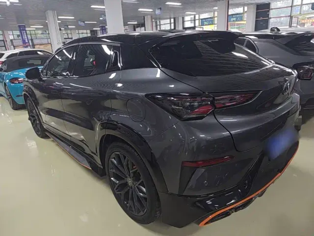 Changan UNI-T — Фото автомобиля 4