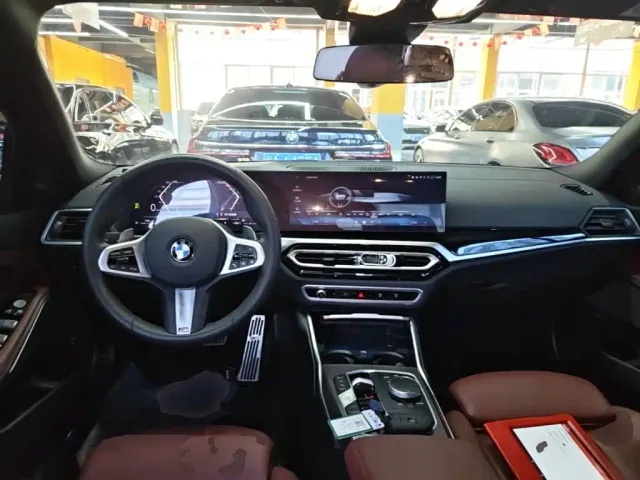 BMW 3 Series — Фото автомобиля 9