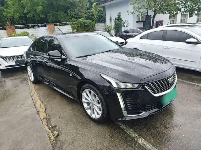 Cadillac CT5 — Фото автомобиля 3