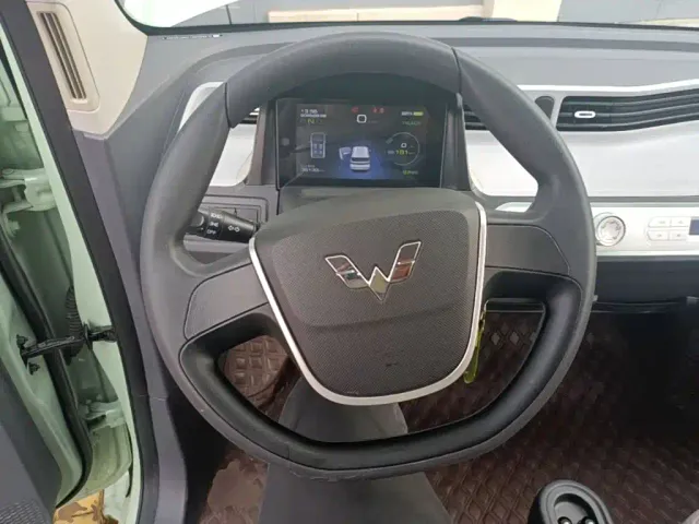 Wuling Hongguang Mini EV — Фото автомобиля 10