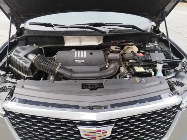 Cadillac XT6 — Фото автомобиля 10