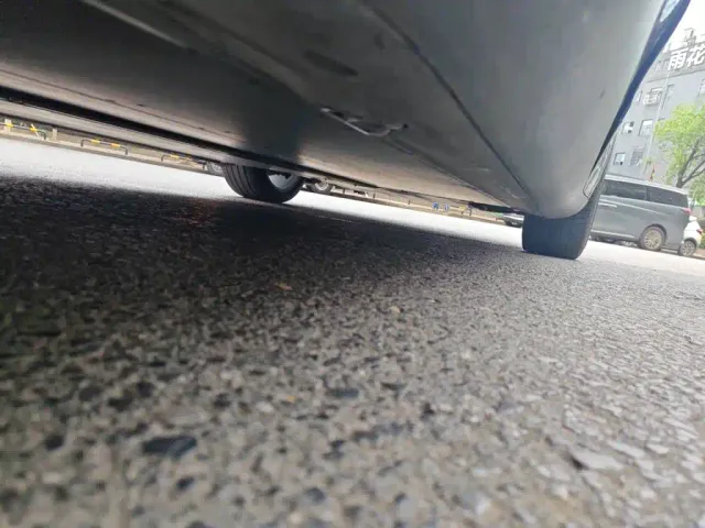 Tesla Model Y — Фото автомобиля 18