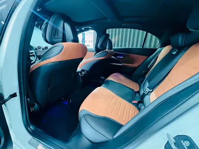 Mercedes-Benz C-Class — Фото автомобиля 7