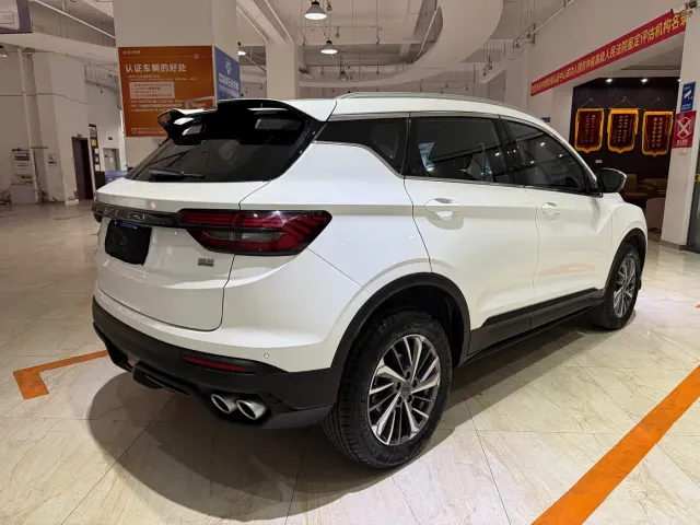 Geely Binyue — Фото автомобиля 4