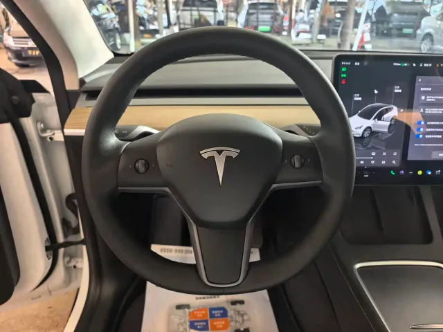 Tesla Model Y 2022 Facelift Rear-Wheel Drive Version — Фото автомобиля 6